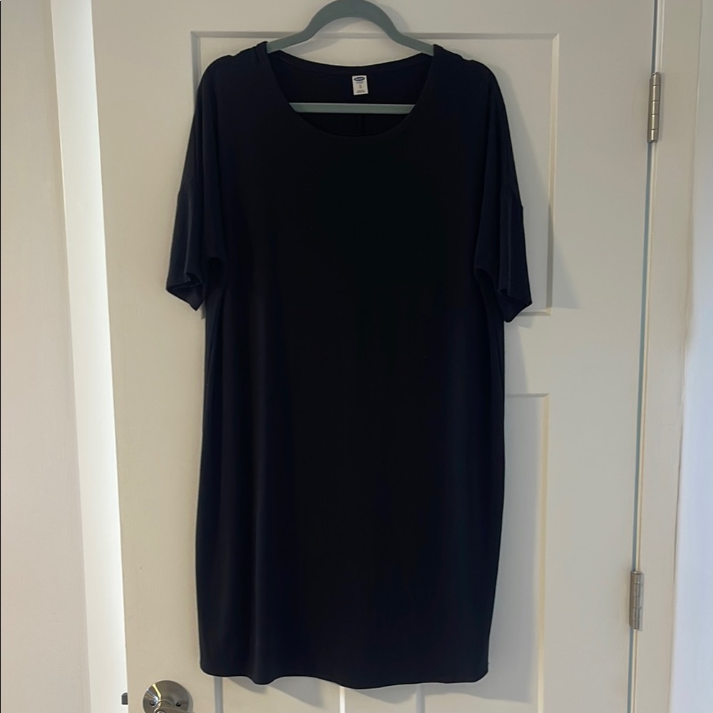Old Navy Classic Black Dress